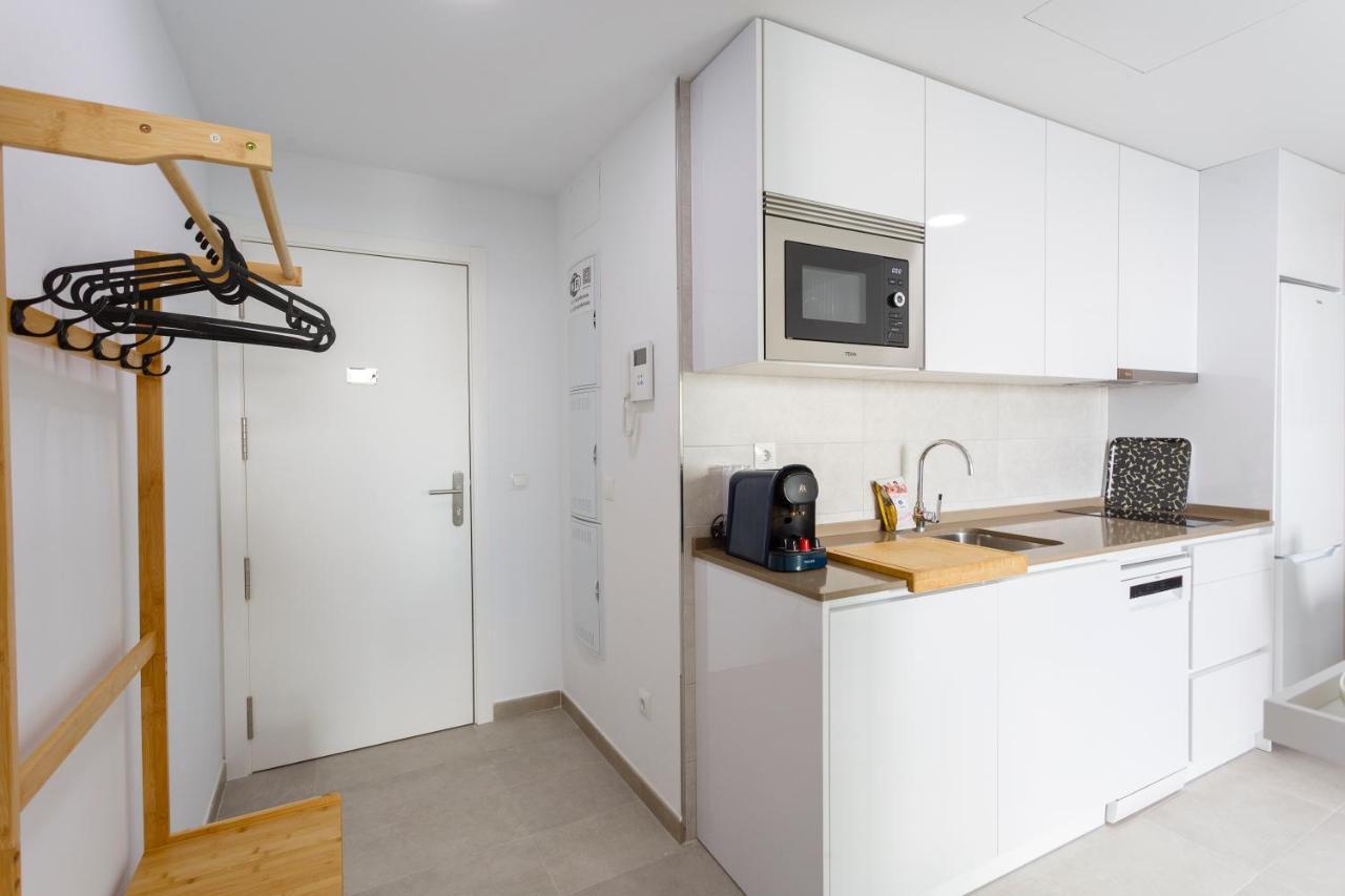 Poseidon Beach Apartment & Parking By Cadiz4Rentals المظهر الخارجي الصورة