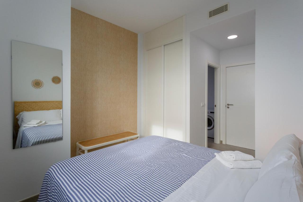 Poseidon Beach Apartment & Parking By Cadiz4Rentals المظهر الخارجي الصورة