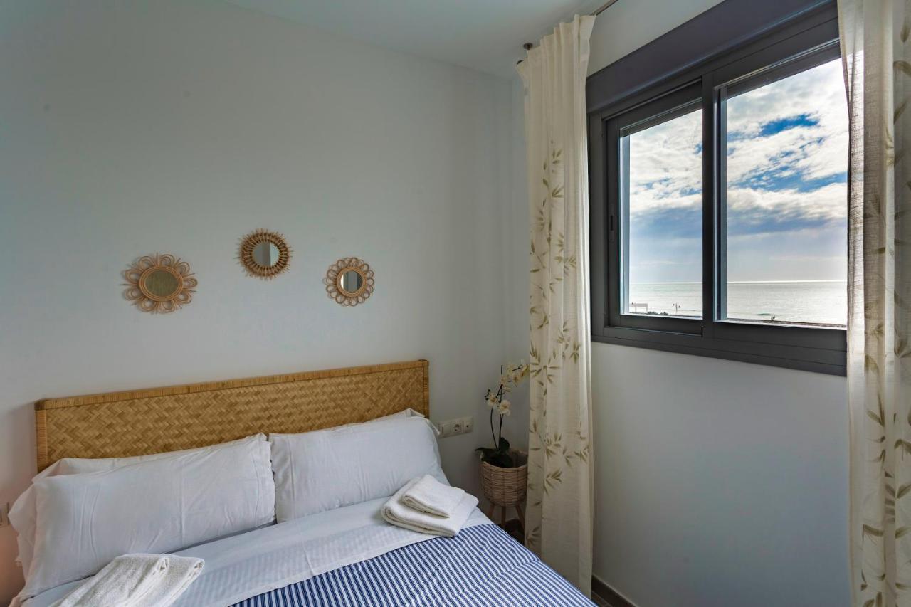 Poseidon Beach Apartment & Parking By Cadiz4Rentals المظهر الخارجي الصورة